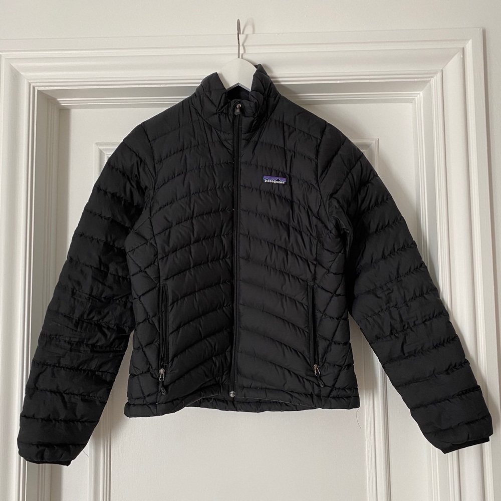 Patagonia women’s down sweater